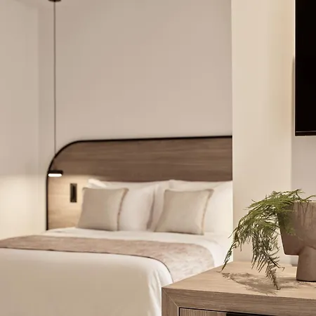 Nauma Paros Design Boutique Naousa