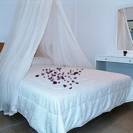 Nauma Paros Design Boutique Hotel Naousa (Paros)